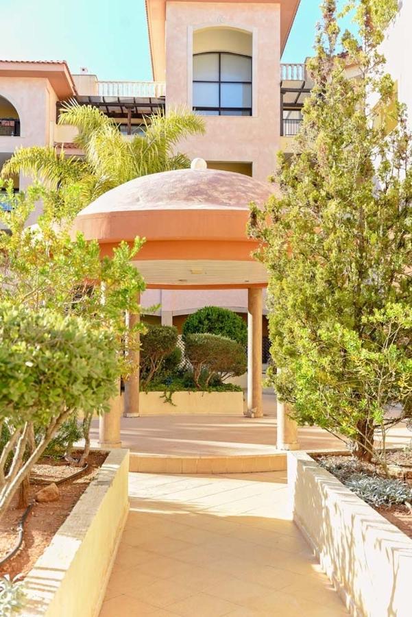 Queens Garden Walking Distance To The Beach Paphos 外观 照片